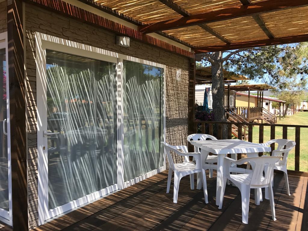 Camping Ermosa بوسادا المظهر الخارجي الصورة